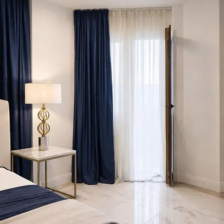 Qult - Layton Apartament *